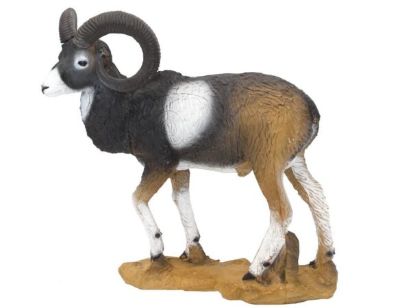 SRT Mouflon VSE standing with SFC inside